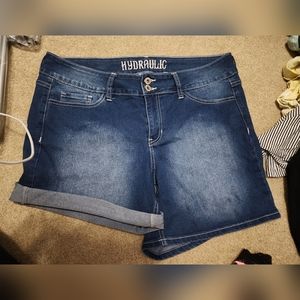 Hydraulic juniors plus shorts